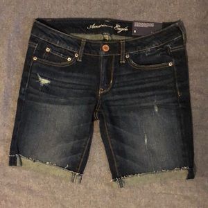 American Eagle Bermuda shorts